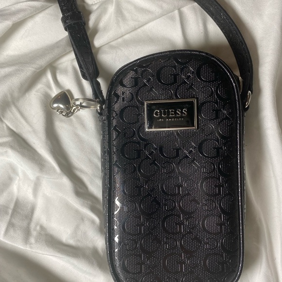 Guess Shoulder Bag - Picture 3 of 3
